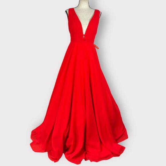 IEENA for Mac Duggal 55379 Red Chiffon A-Line Ballgown Women's Sz 2 NWT - Picture 3 of 10
